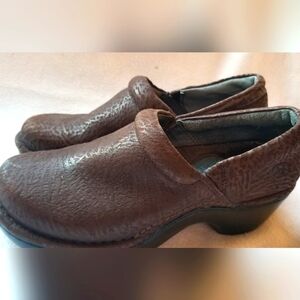 Ariat womens brown leather clog mule size 6.5